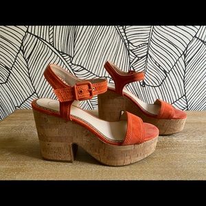 1901 Hannon suede orange sandals